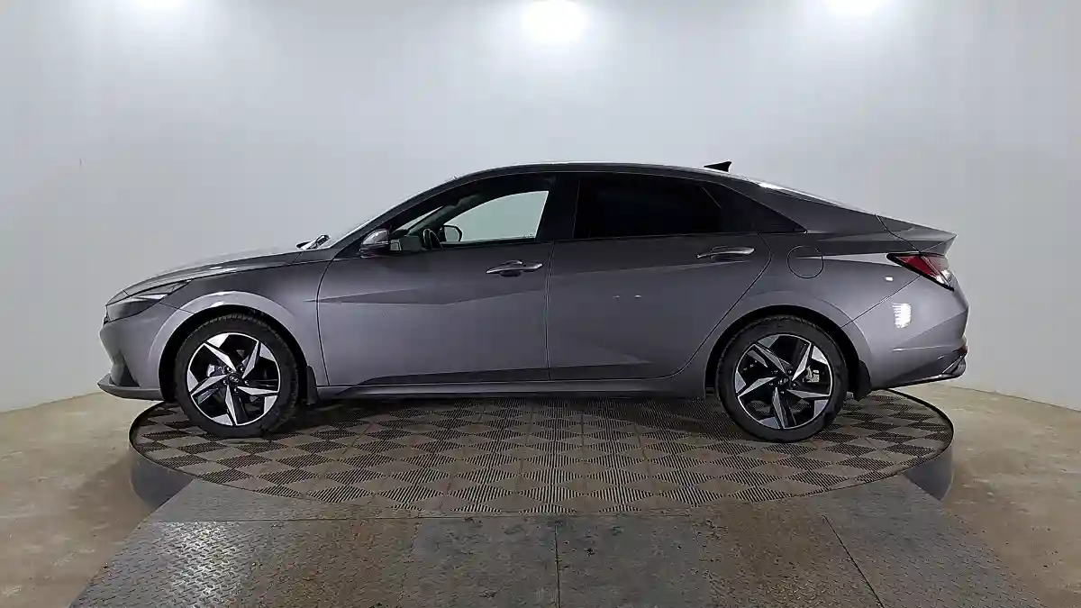 Hyundai Elantra 2021 года за 12 234 000 тг. в Актобе