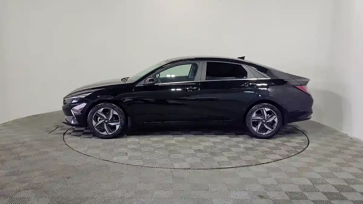 Hyundai Elantra 2021 года за 11 400 000 тг. в Алматы