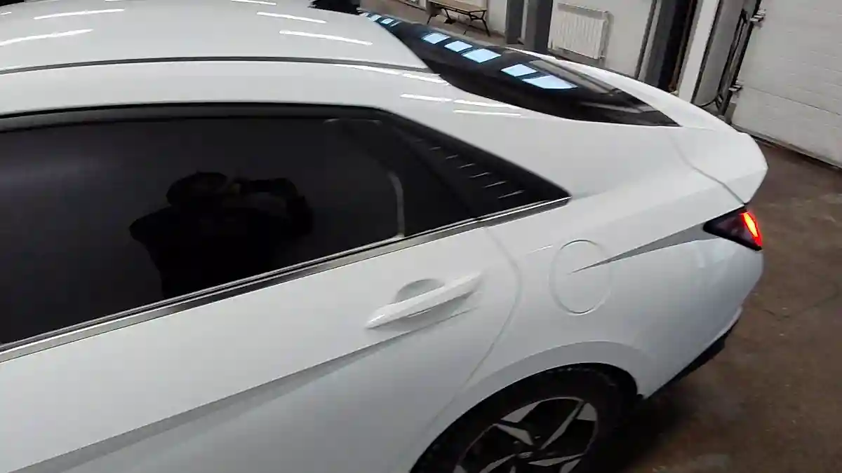 Hyundai Elantra 2021 года за 9 500 000 тг. в Астана