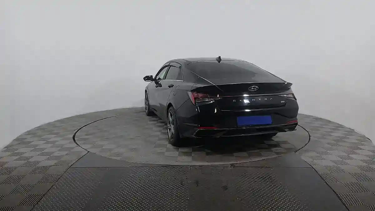 Hyundai Elantra 2021 года за 11 500 000 тг. в Астана