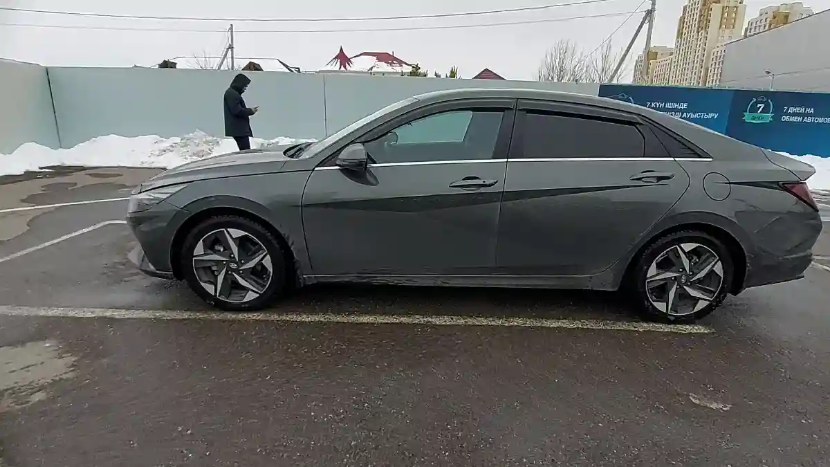 Hyundai Elantra 2022 года за 10 000 000 тг. в Шымкент