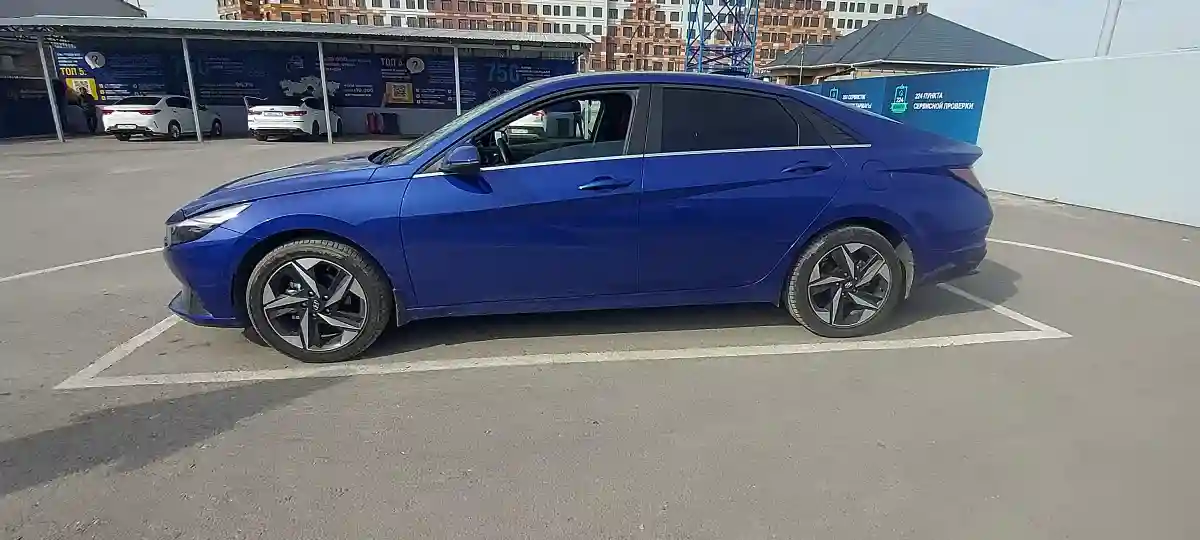 Hyundai Elantra 2023 года за 13 000 000 тг. в Шымкент