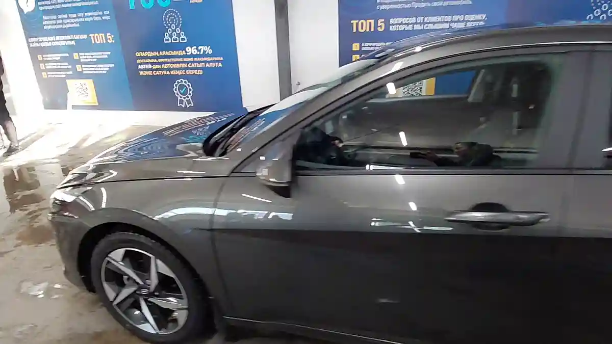 Hyundai Elantra 2023 года за 11 000 000 тг. в Астана