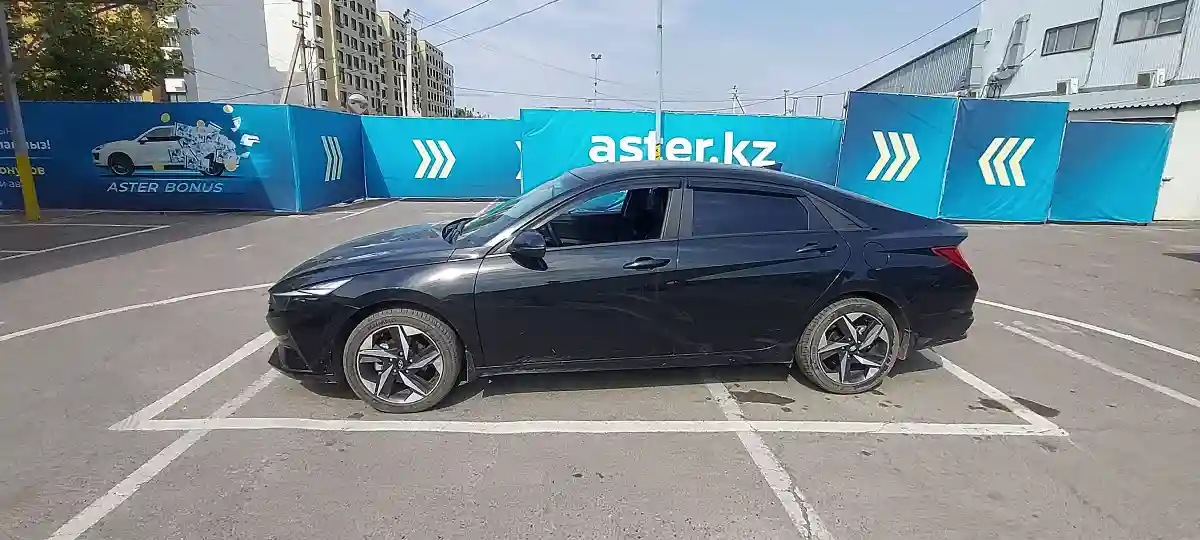 Hyundai Elantra 2023 года за 10 000 000 тг. в Алматы
