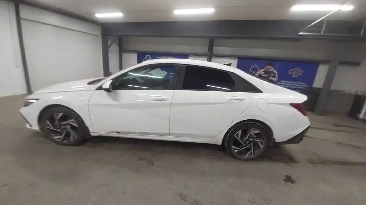 Hyundai Elantra 2023 года за 11 500 000 тг. в Астана