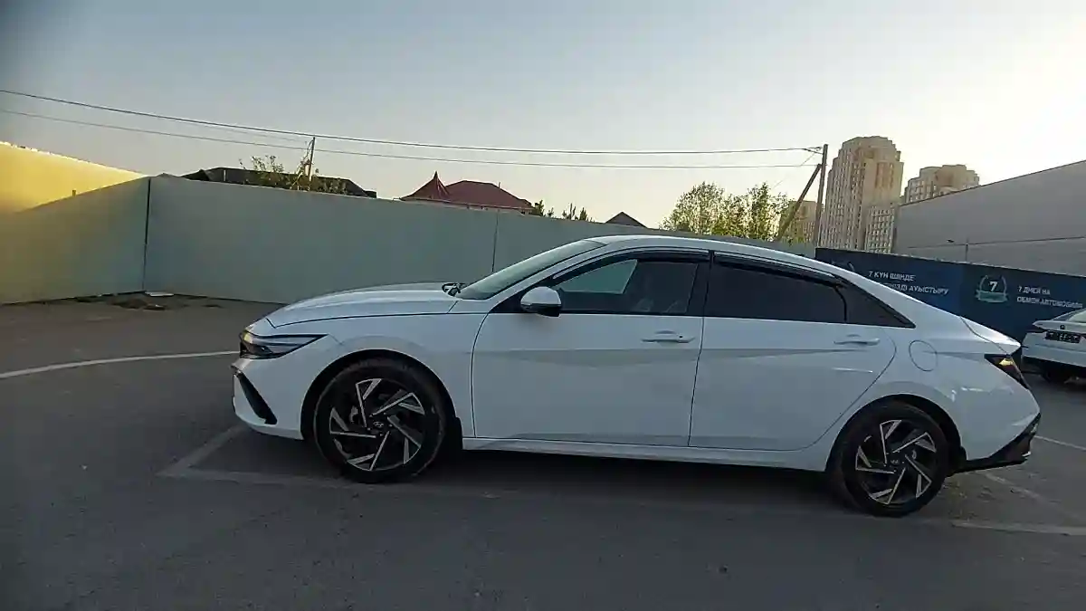 Hyundai Elantra 2024 года за 12 000 000 тг. в Шымкент