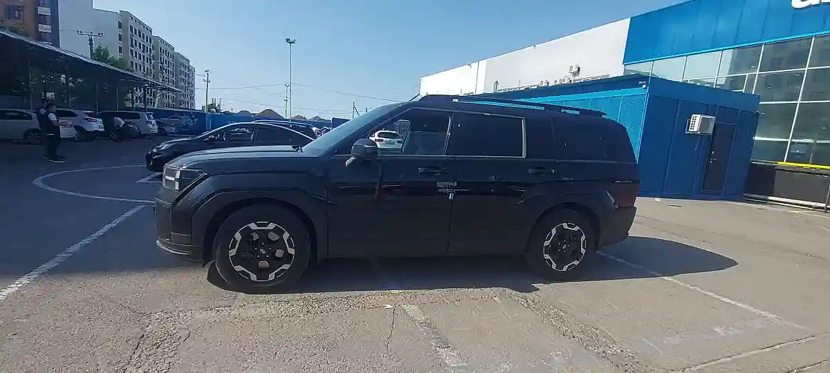 Hyundai Santa Fe 2024 года за 22 000 000 тг. в Алматы