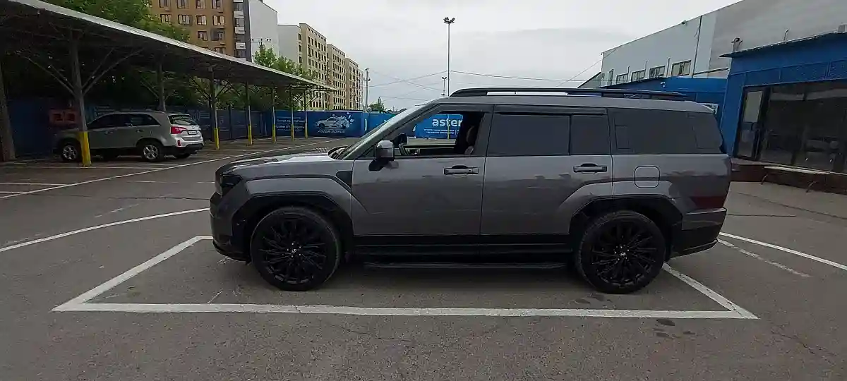 Hyundai Santa Fe 2024 года за 30 000 000 тг. в Алматы