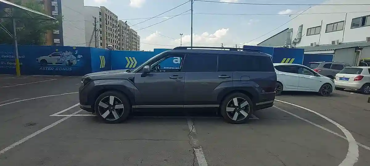 Hyundai Santa Fe 2024 года за 24 000 000 тг. в Алматы