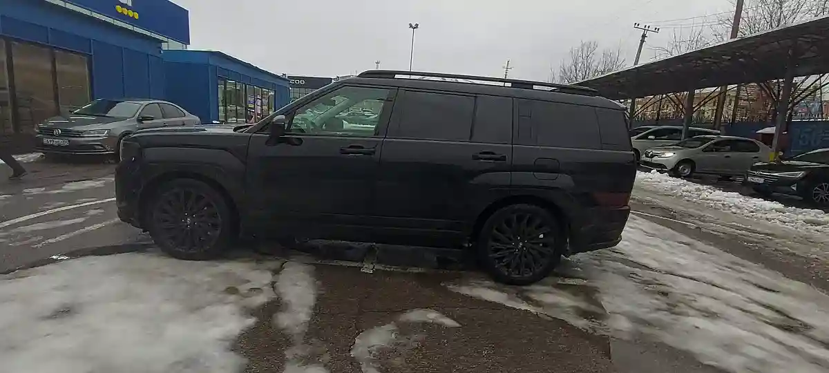 Hyundai Santa Fe 2024 года за 18 000 000 тг. в Алматы
