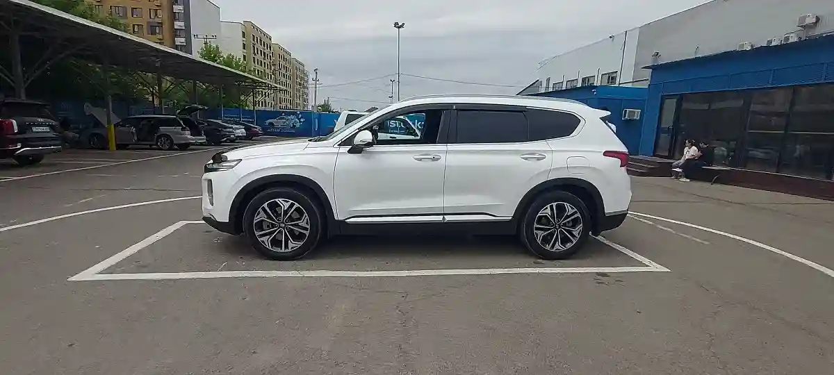 Hyundai Santa Fe 2020 года за 11 600 000 тг. в Алматы