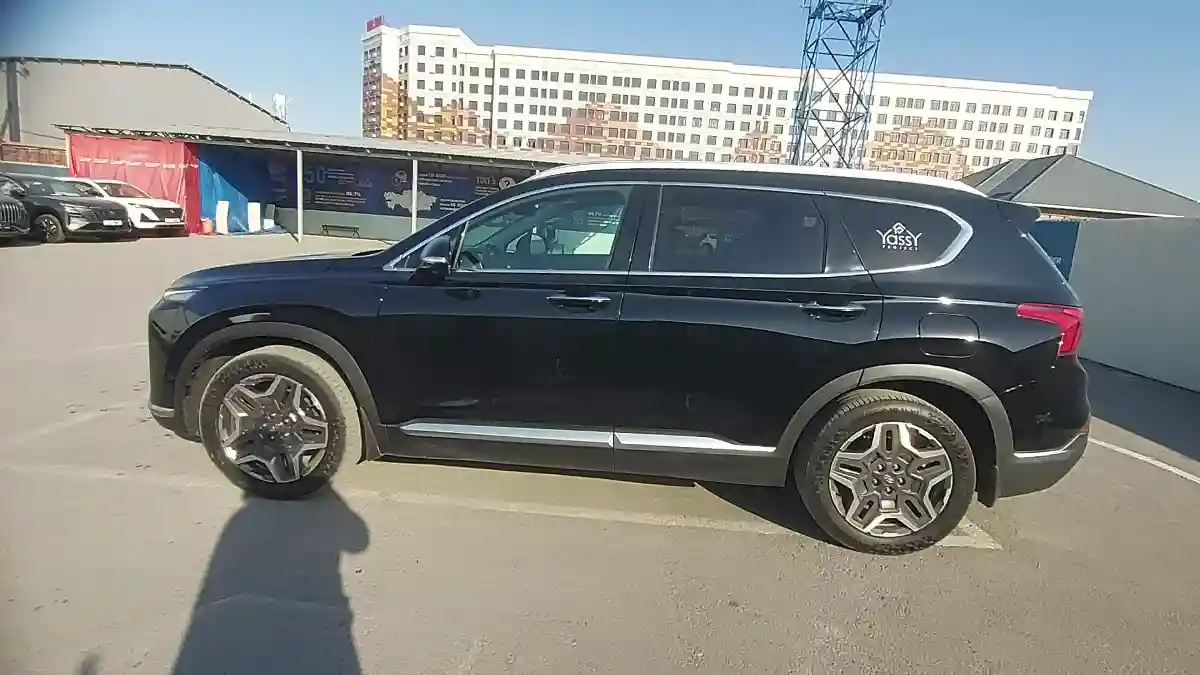 Hyundai Santa Fe 2021 года за 17 500 000 тг. в Шымкент