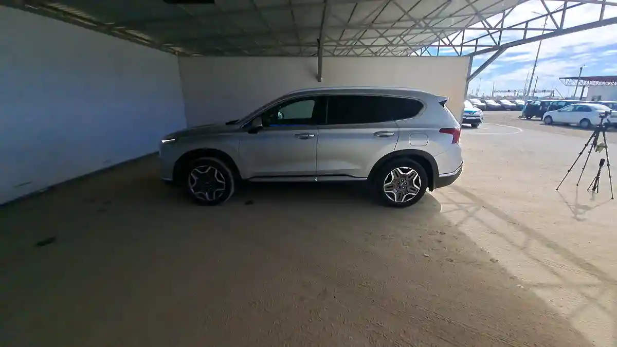 Hyundai Santa Fe 2021 года за 15 600 000 тг. в Кызылорда