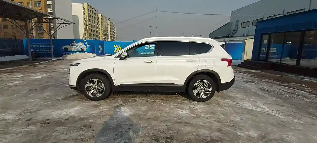 Hyundai Santa Fe 2022 года за 14 200 000 тг. в Алматы