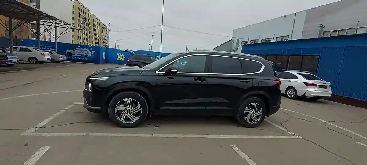 Hyundai Santa Fe 2023 года за 16 000 000 тг. в Алматы