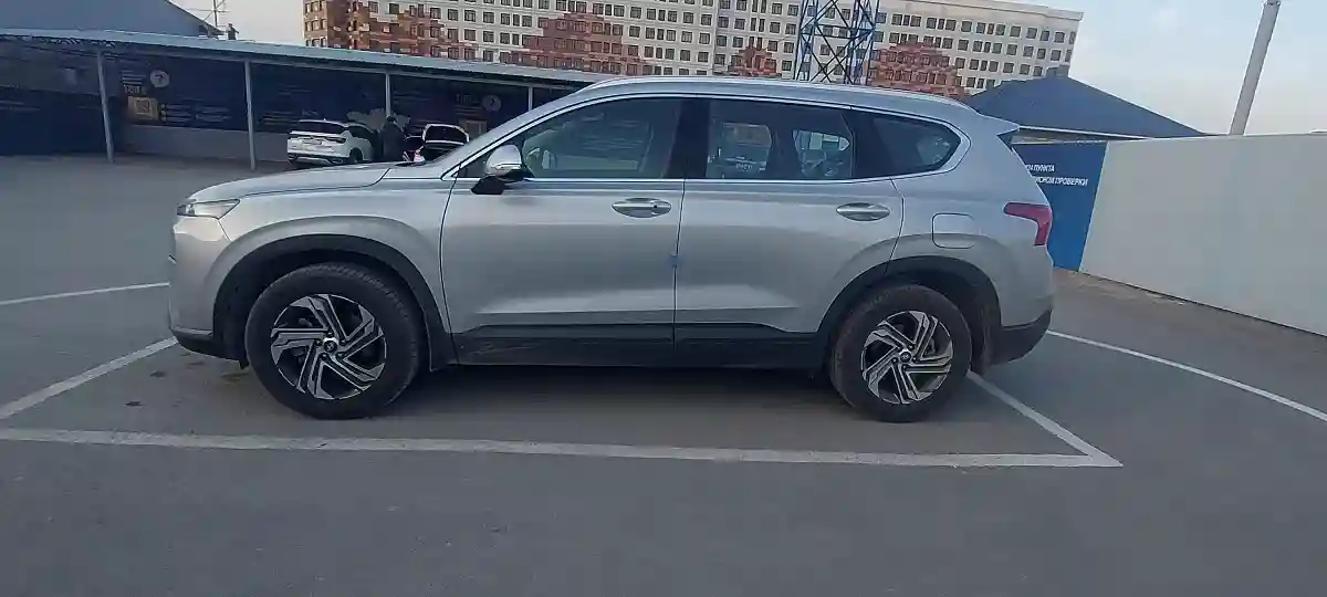 Hyundai Santa Fe 2023 года за 19 500 000 тг. в Шымкент
