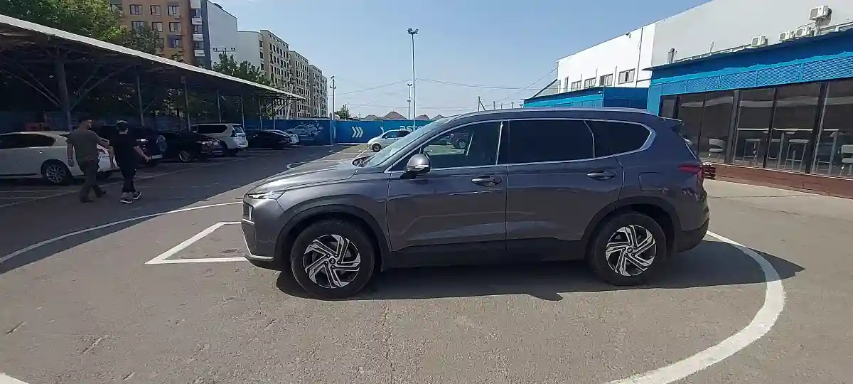 Hyundai Santa Fe 2023 года за 20 000 000 тг. в Алматы