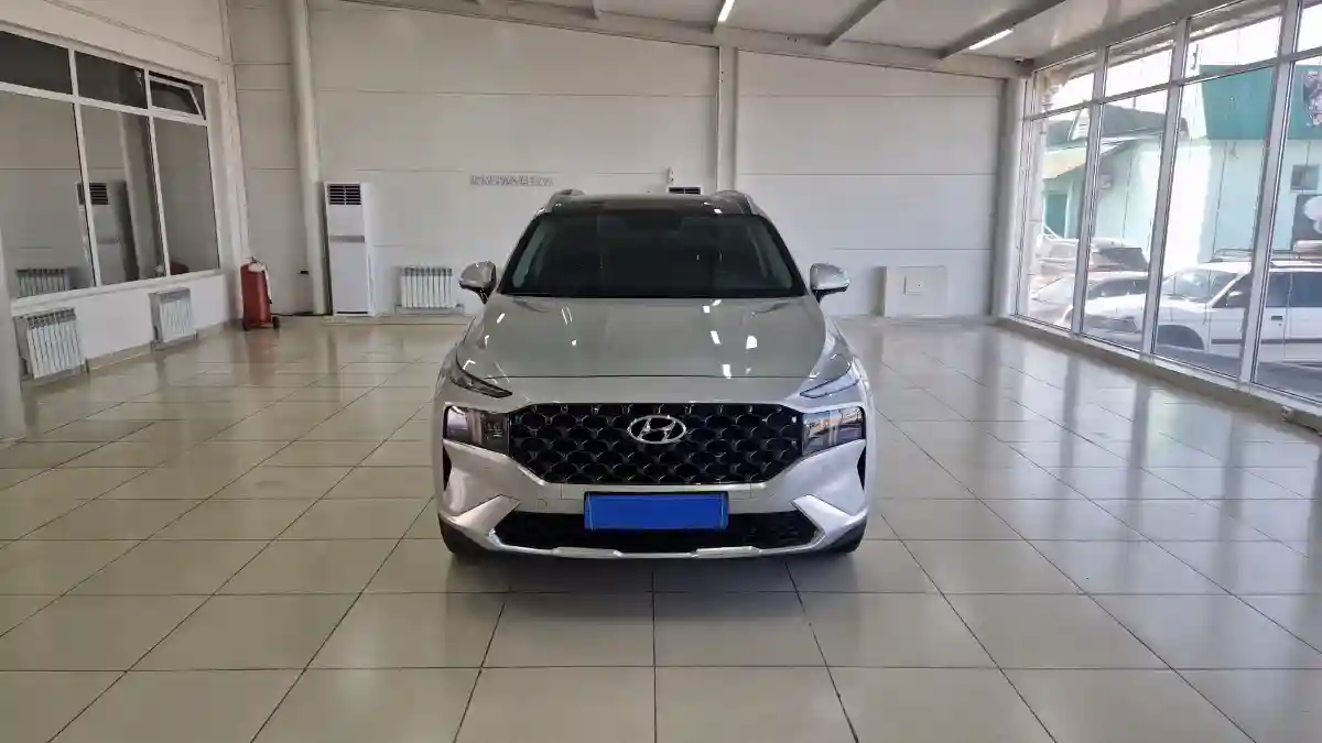 Hyundai Santa Fe 2023 года за 17 590 000 тг. в Талдыкорган