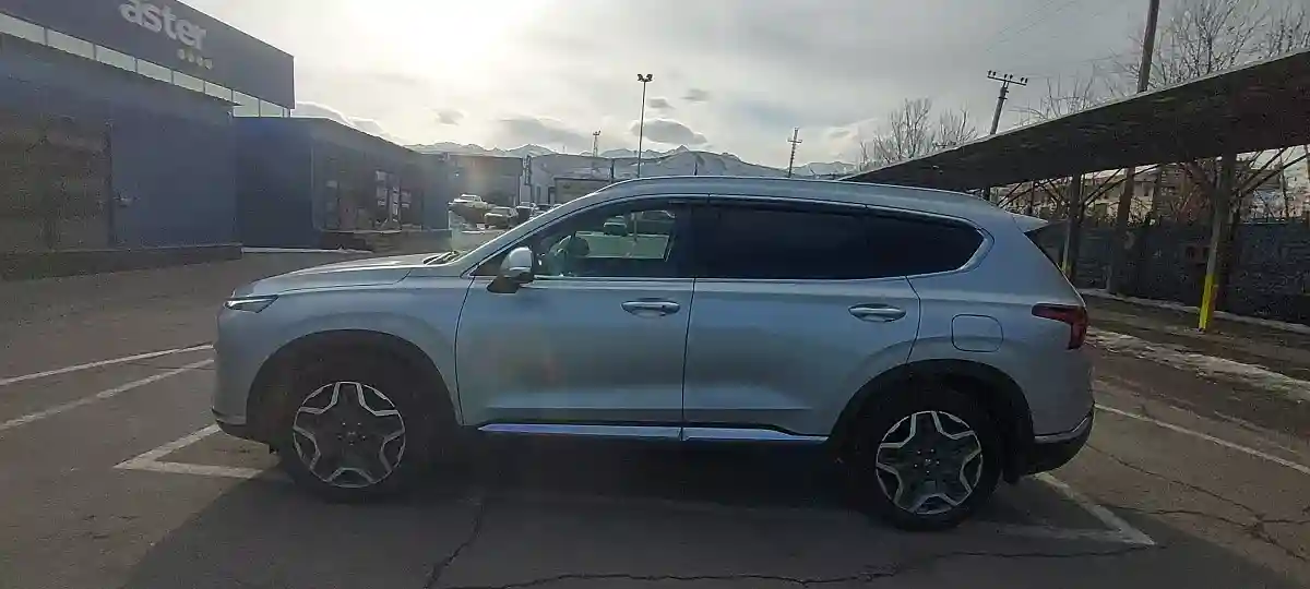 Hyundai Santa Fe 2023 года за 16 500 000 тг. в Алматы