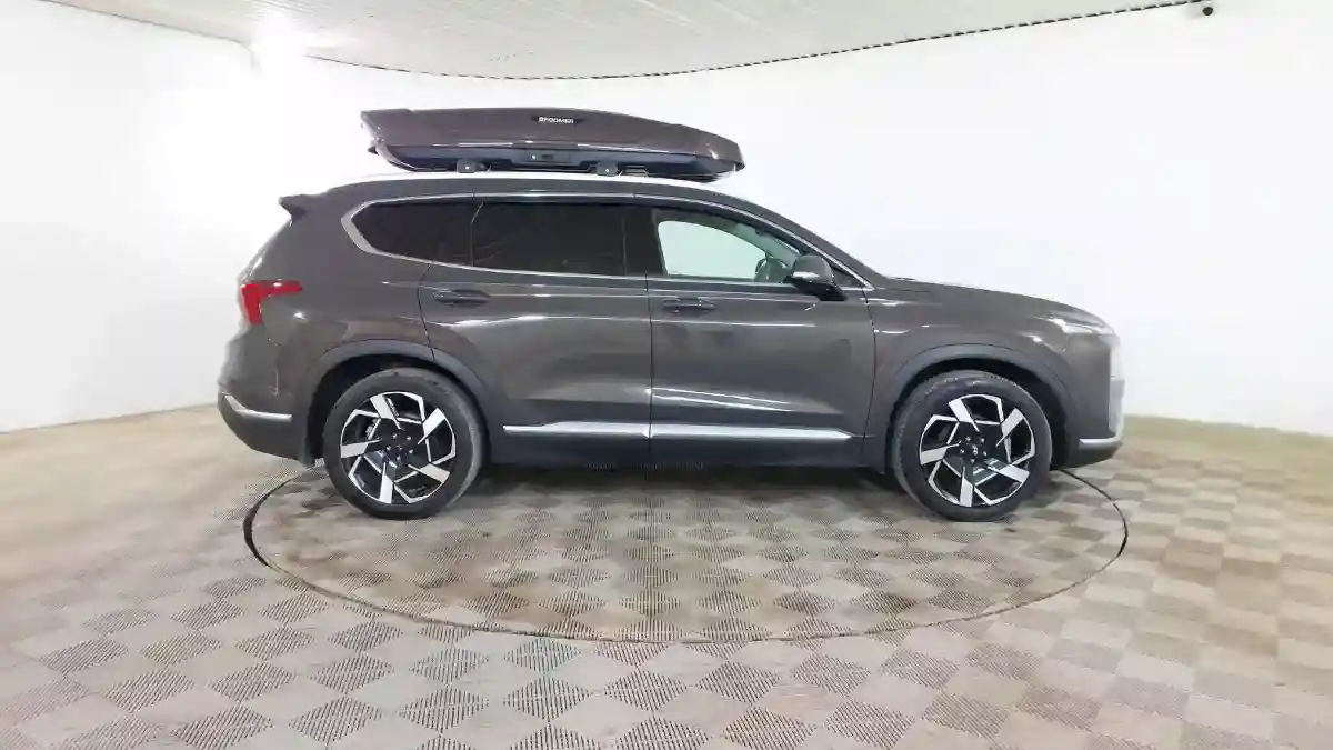 Hyundai Santa Fe 2022 года за 18 990 000 тг. в Шымкент
