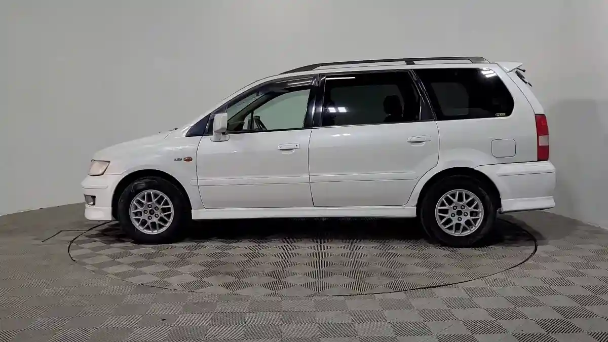 Mitsubishi Chariot 1998 года за 2 520 000 тг. в Алматы