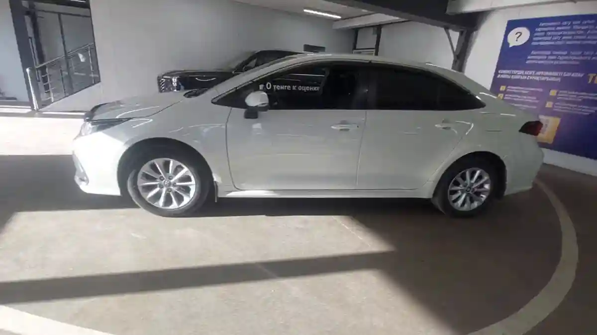 Toyota Corolla 2019 года за 8 500 000 тг. в Астана