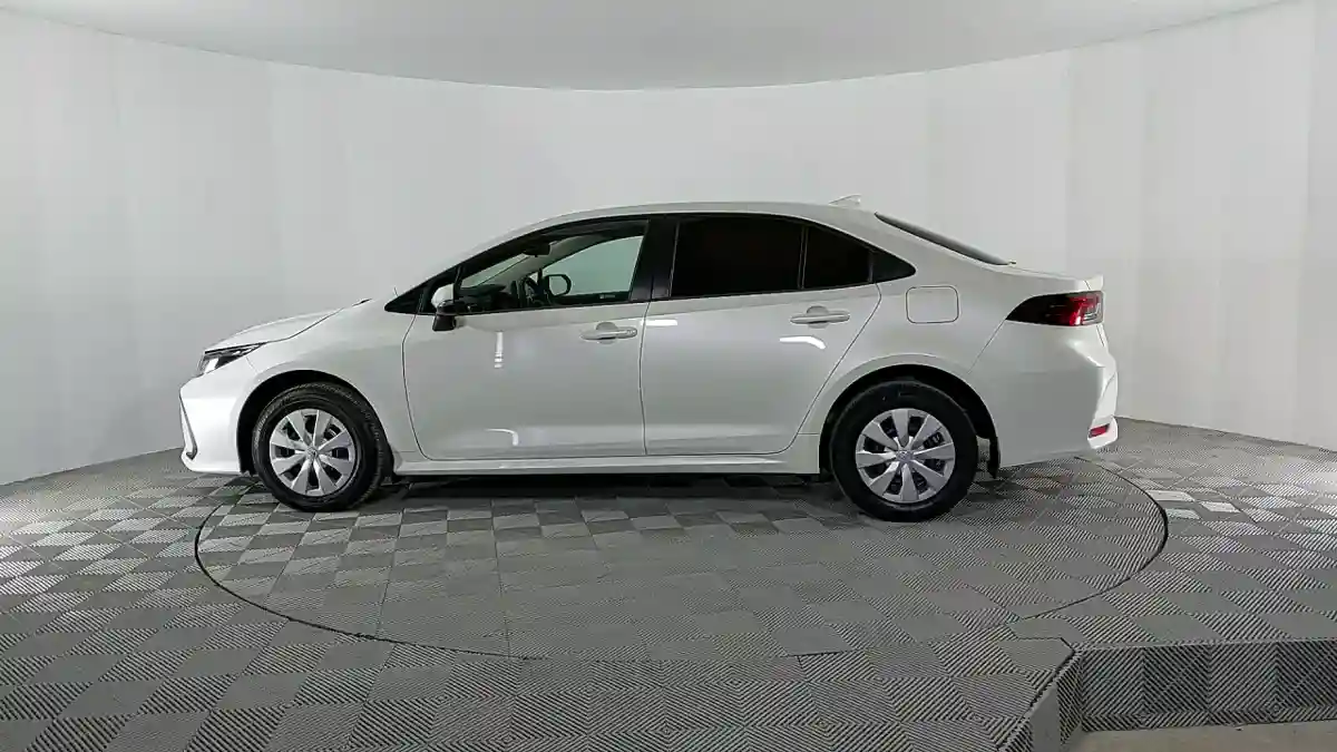 Toyota Corolla 2019 года за 9 800 000 тг. в Актау