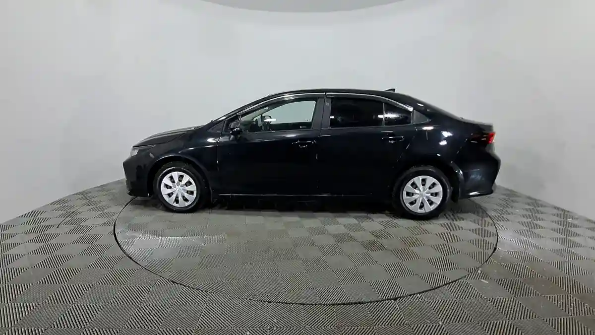Toyota Corolla 2019 года за 9 490 000 тг. в Астана
