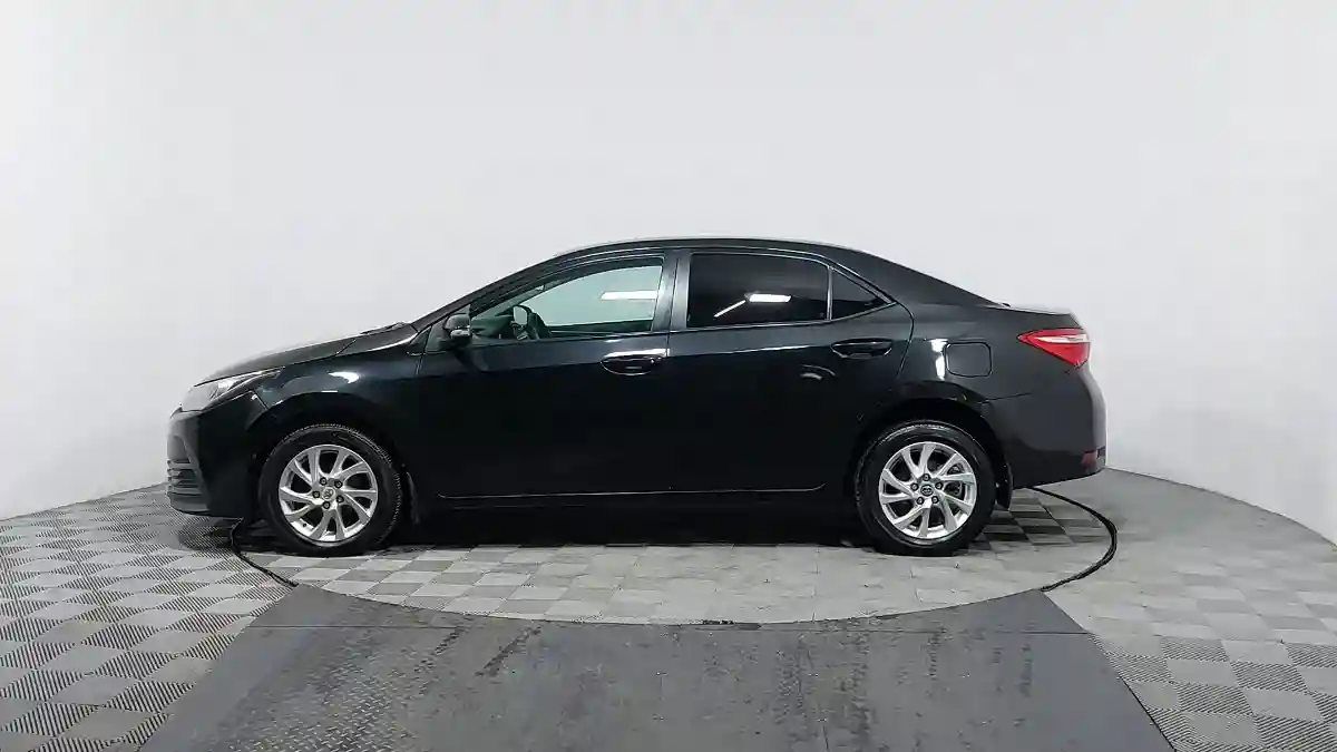 Toyota Corolla 2018 года за 6 350 000 тг. в Астана