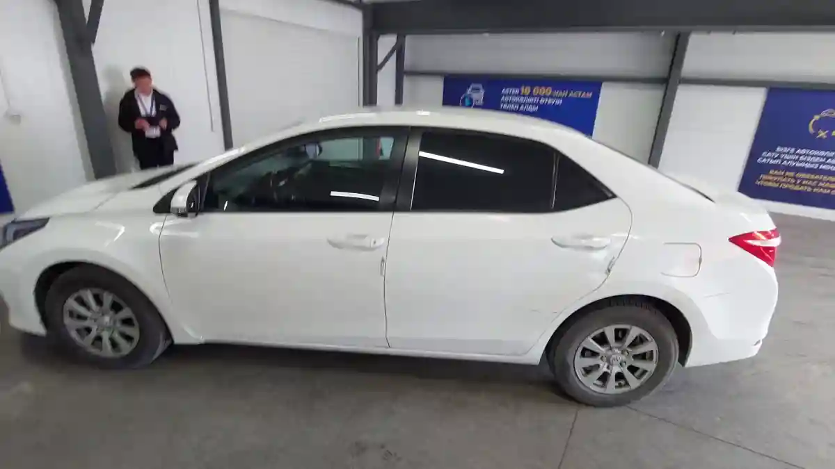 Toyota Corolla 2015 года за 6 000 000 тг. в Астана