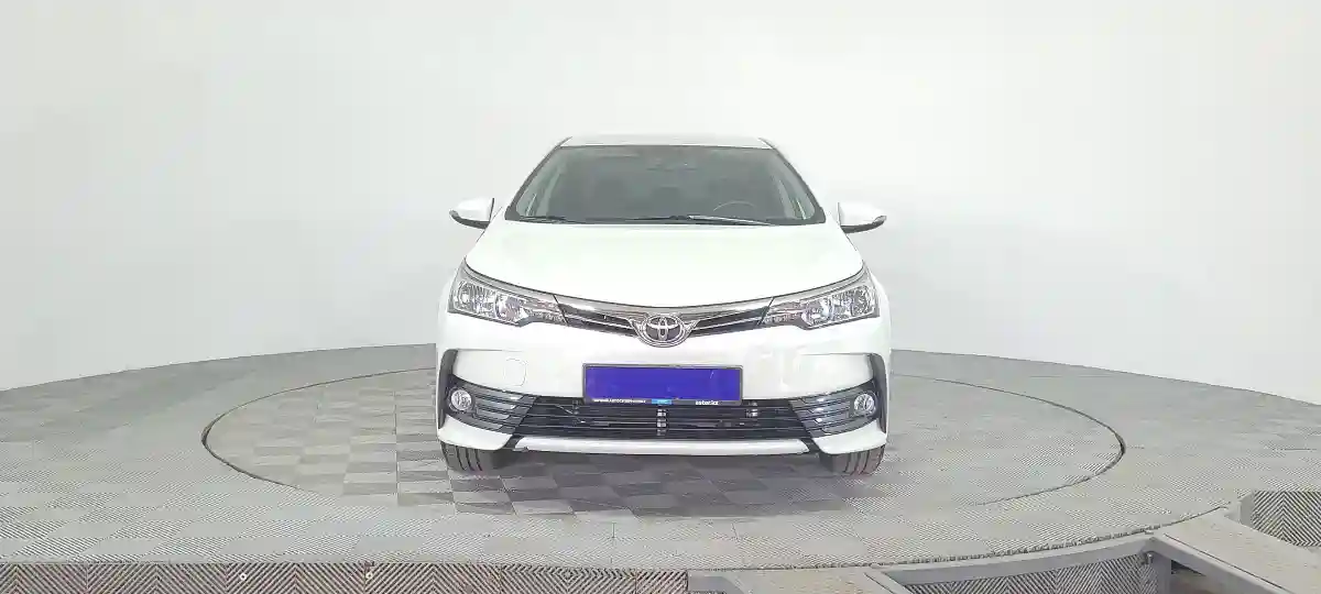 Toyota Corolla 2016 года за 8 410 000 тг. в Караганда