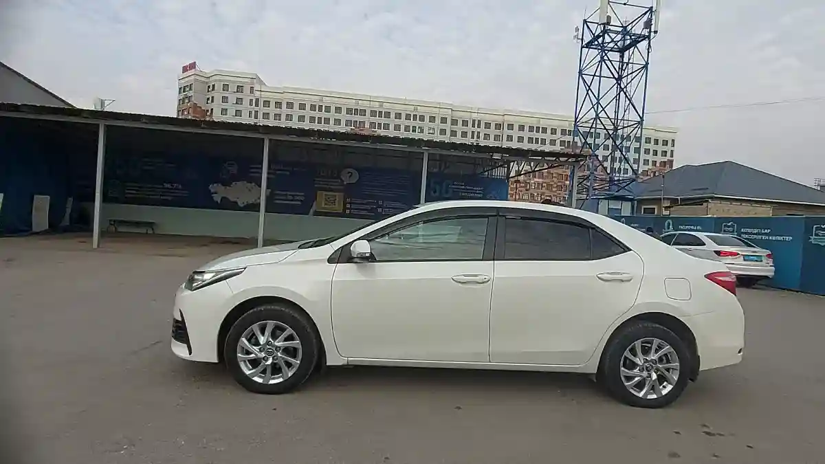 Toyota Corolla 2016 года за 8 400 000 тг. в Шымкент