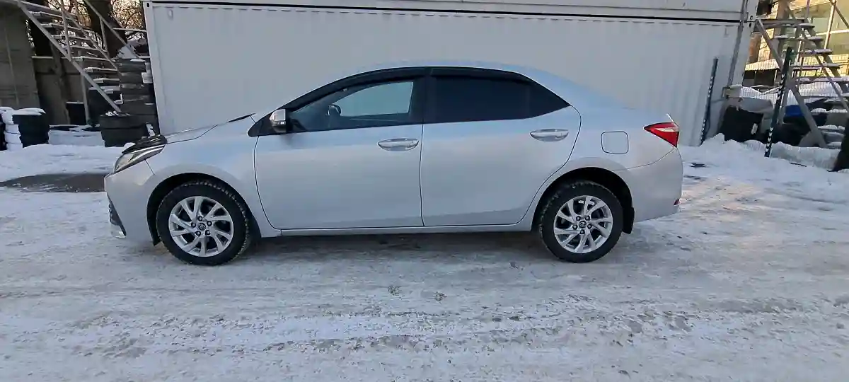 Toyota Corolla 2017 года за 7 890 000 тг. в Алматы