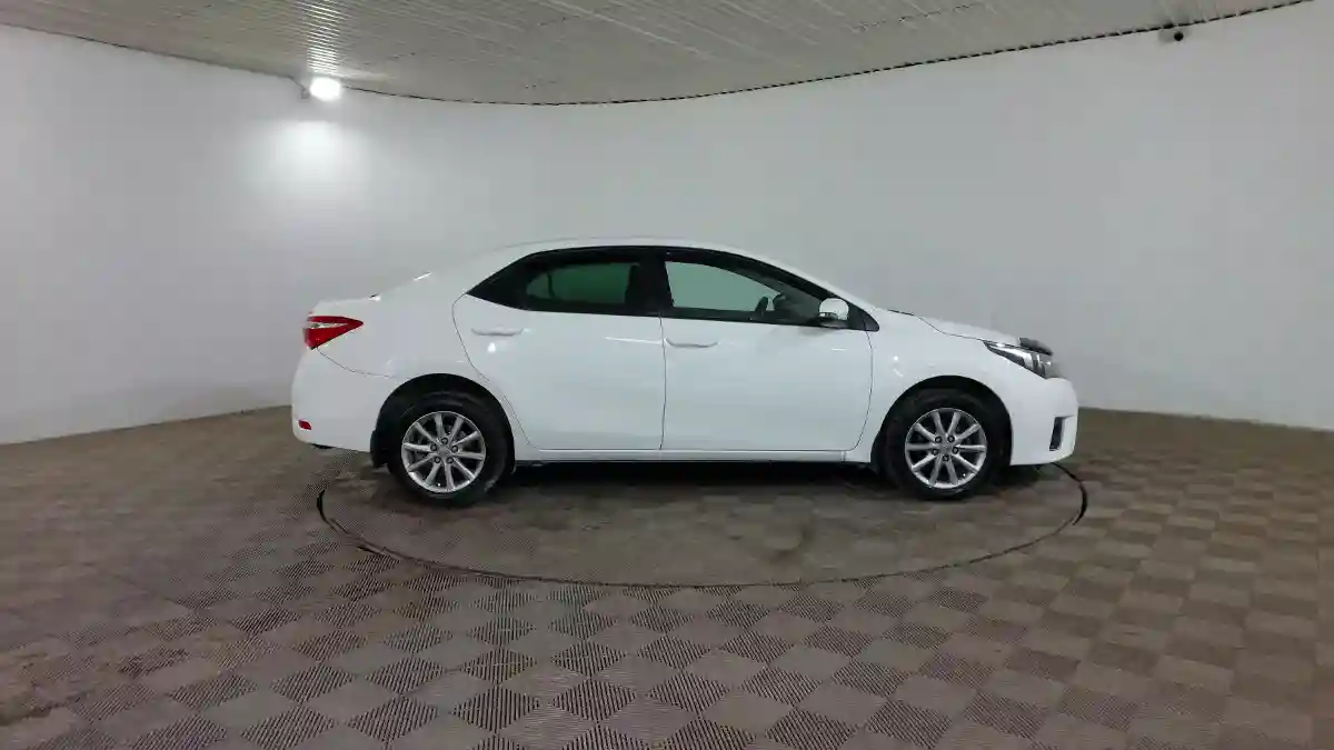 Toyota Corolla 2014 года за 7 280 000 тг. в Шымкент