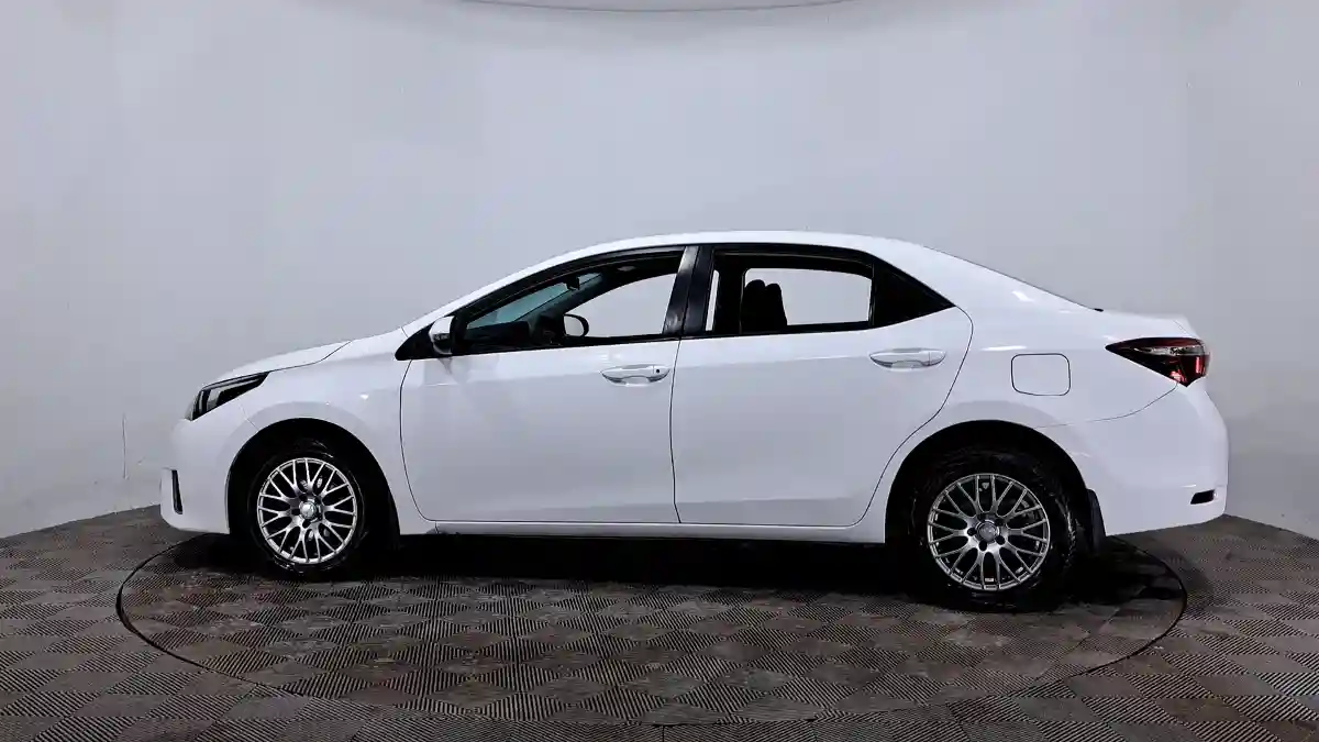 Toyota Corolla 2015 года за 5 790 000 тг. в Астана
