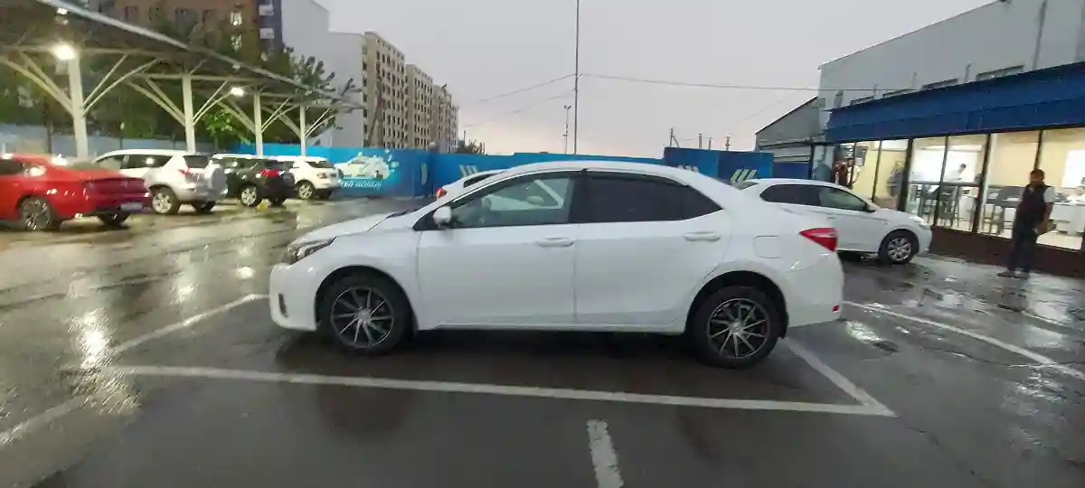 Toyota Corolla 2014 года за 5 490 000 тг. в Алматы