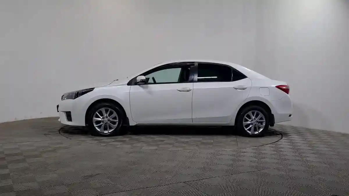 Toyota Corolla 2015 года за 7 070 000 тг. в Алматы