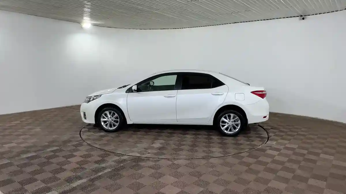 Toyota Corolla 2015 года за 7 770 000 тг. в Шымкент