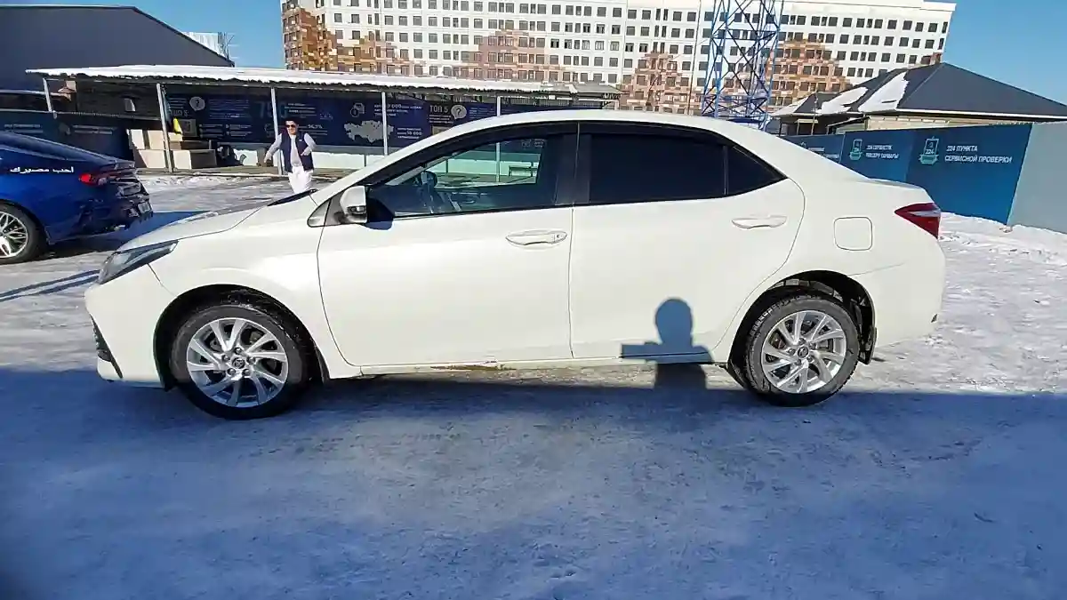 Toyota Corolla 2016 года за 8 500 000 тг. в Шымкент