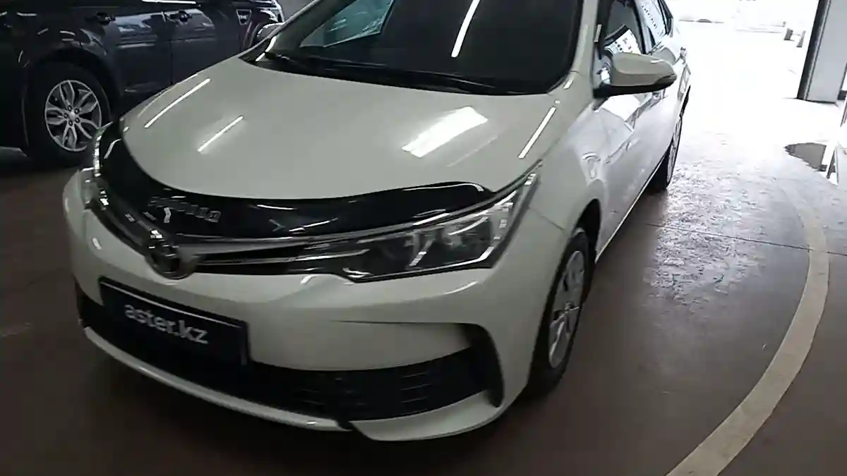 Toyota Corolla 2018 года за 7 500 000 тг. в Астана