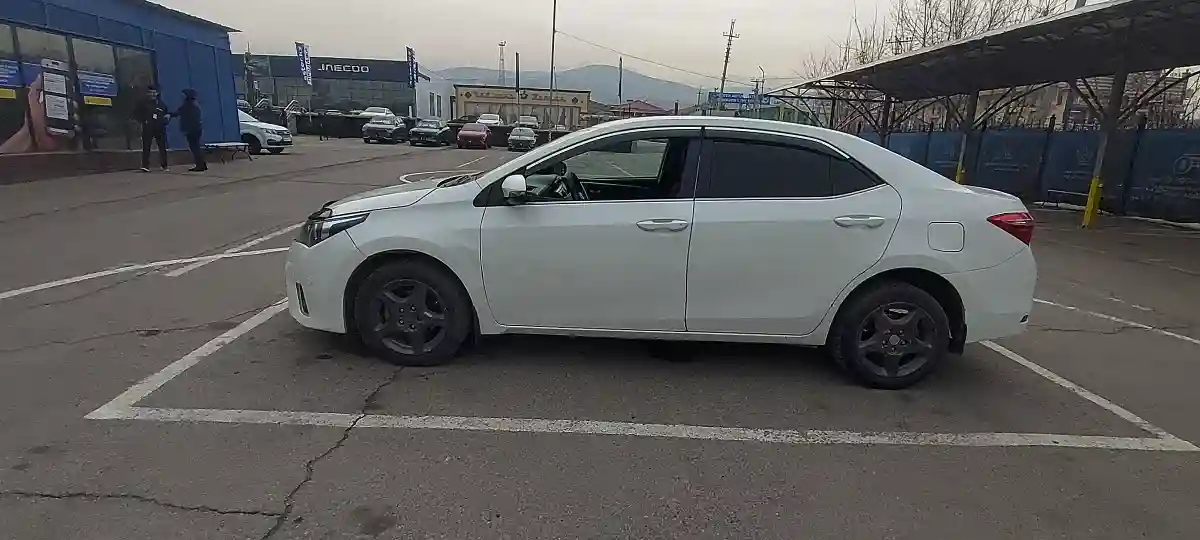 Toyota Corolla 2013 года за 6 200 000 тг. в Алматы