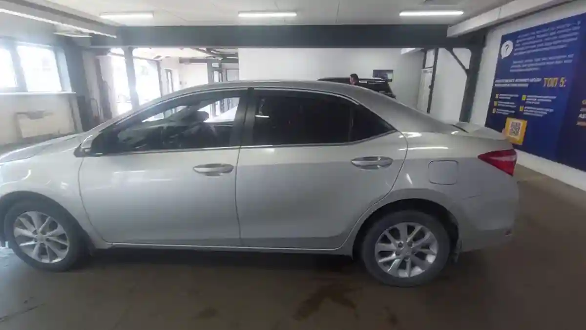 Toyota Corolla 2013 года за 5 190 000 тг. в Астана