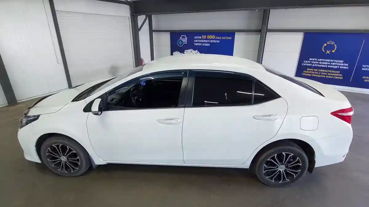 Toyota Corolla 2013 года за 7 200 000 тг. в Астана