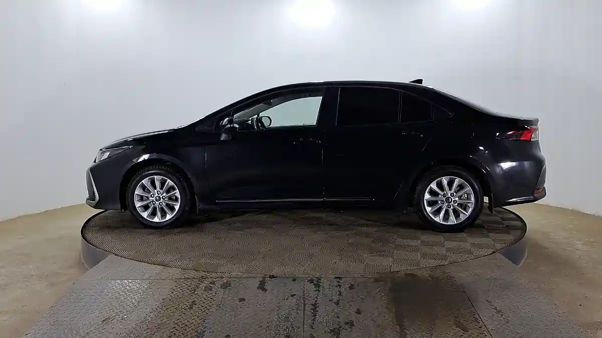 Toyota Corolla 2019 года за 9 990 000 тг. в Актобе