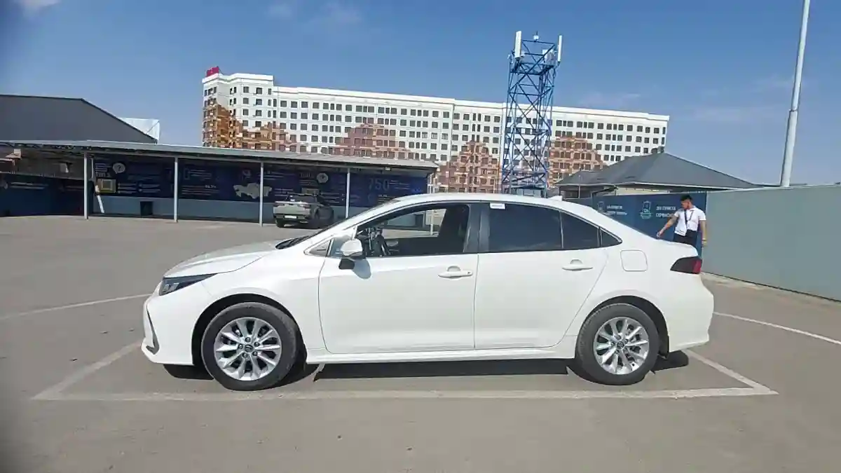 Toyota Corolla 2019 года за 9 500 000 тг. в Шымкент