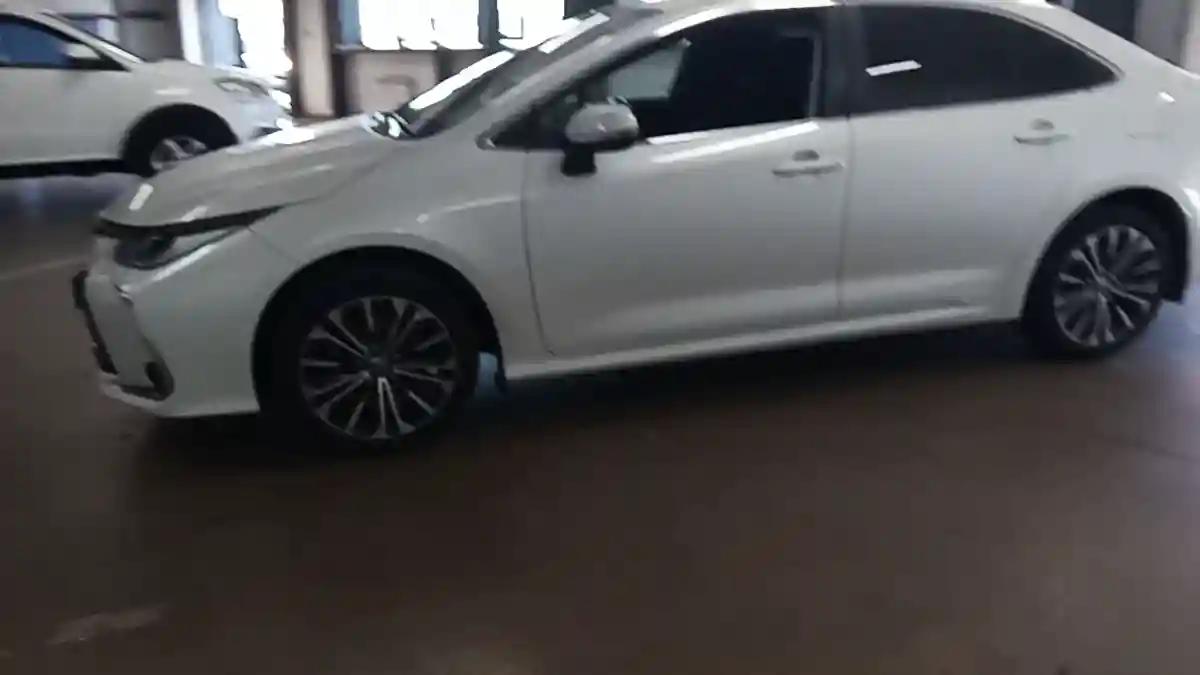 Toyota Corolla 2023 года за 13 000 000 тг. в Астана