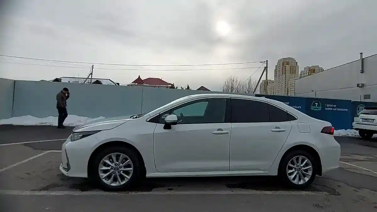 Toyota Corolla 2019 года за 9 500 000 тг. в Шымкент
