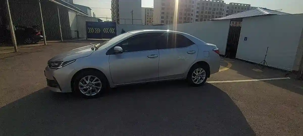 Toyota Corolla 2016 года за 8 500 000 тг. в Алматы