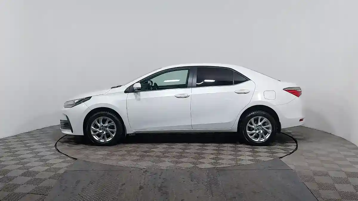 Toyota Corolla 2016 года за 8 490 000 тг. в Астана