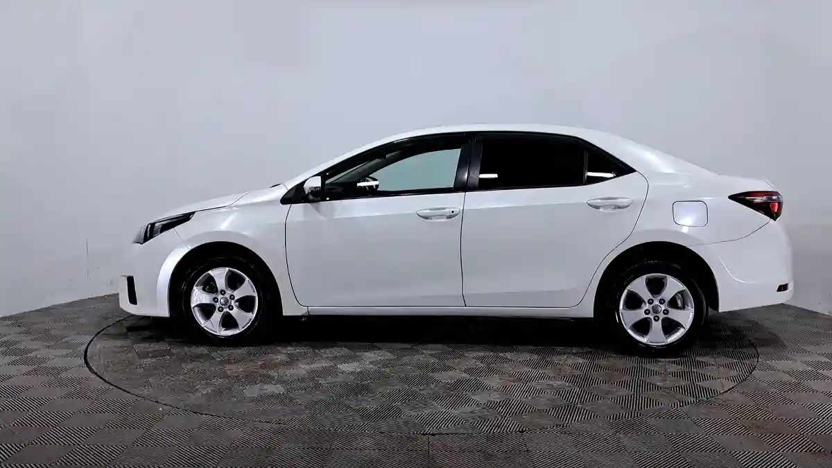 Toyota Corolla 2013 года за 6 730 000 тг. в Астана